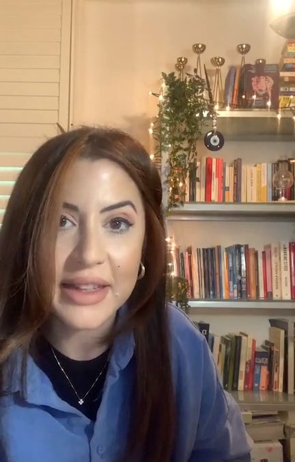 Painting with your eyes closed