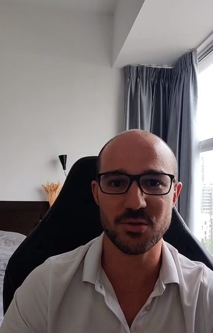 Looking for an Associate? – How to Structure an Advert